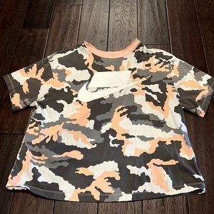 Nike sportswear cropped boxy tee